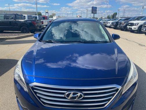 2017 Hyundai SONATA SE