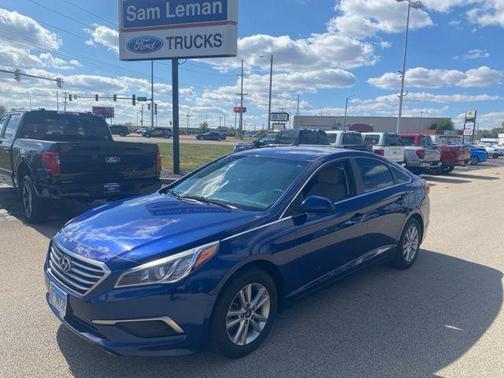 2017 Hyundai SONATA SE