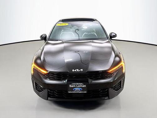 Aurora Black Pearl 2025 Kia K5 GT-Line