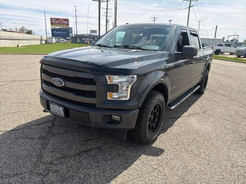 Gray 2017 Ford F-150 XLT