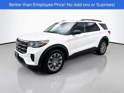 Star White Metallic Tri-Coat 2026 Ford Explorer Active