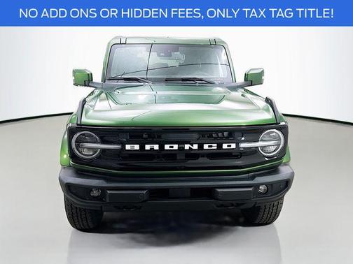 2025 Ford Bronco Outer Banks