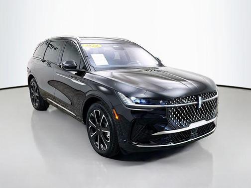 2024 Lincoln Nautilus Reserve