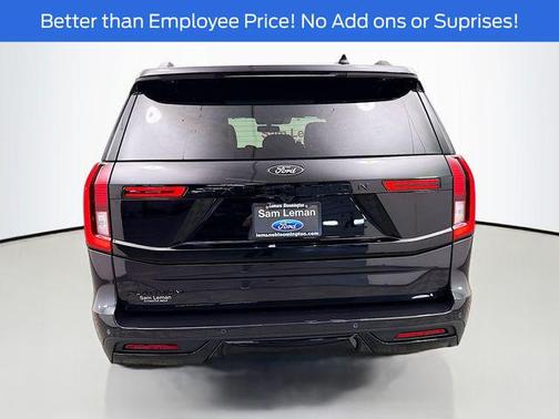 Dark Matter Gray Metallic 2026 Ford Expedition Platinum