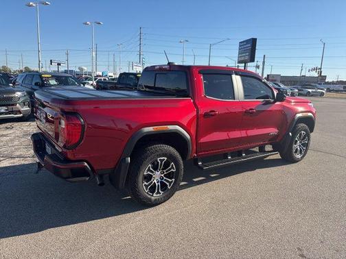 2025 GMC Canyon AT4