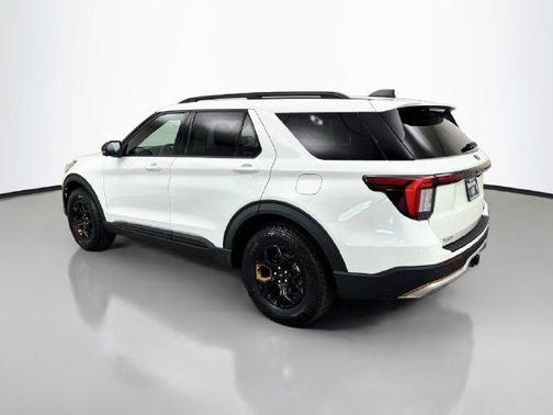 Star White Metallic Tri-Coat 2026 Ford Explorer Tremor