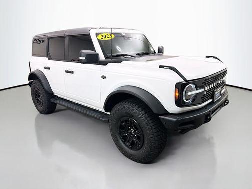 Oxford White 2023 Ford Bronco Wildtrak