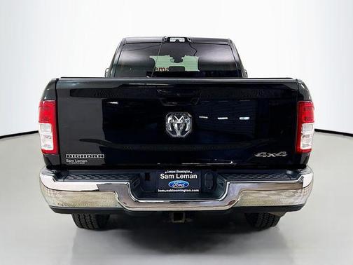 2022 RAM 2500 Big Horn Crew Cab 4x4 6'4' Box