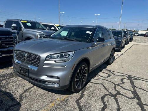 Radiance Metallic 2020 Lincoln Aviator Reserve AWD