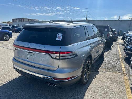 Radiance Metallic 2020 Lincoln Aviator Reserve AWD