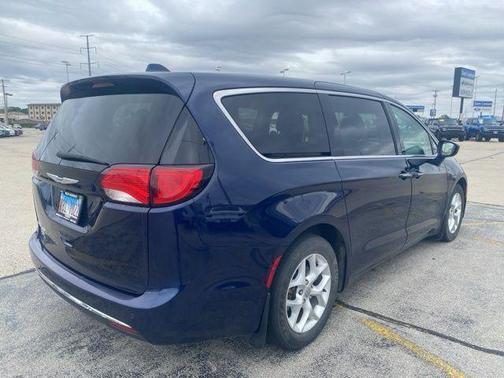 Jazz Blue Pearlcoat 2018 Chrysler Pacifica Touring Plus