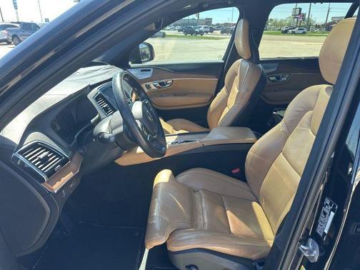 Onyx Black Metallic 2016 Volvo XC90 T6 First Edition