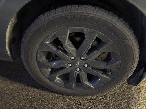 2022 Kia Carnival SX