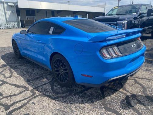 Grabber Blue Metallic 2022 Ford Mustang GT Premium