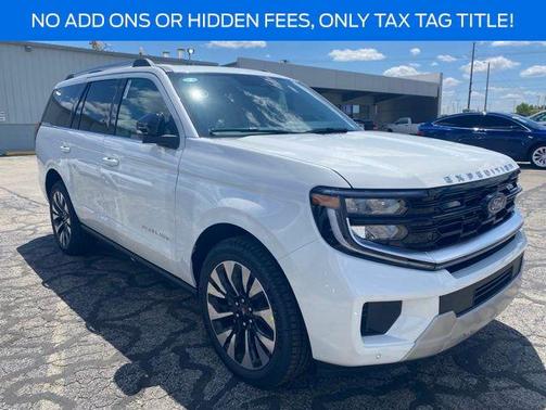 Star White Metallic Tri-Coat 2026 Ford Expedition Platinum