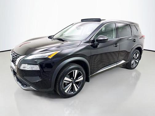 Super Black 2022 Nissan Rogue SL