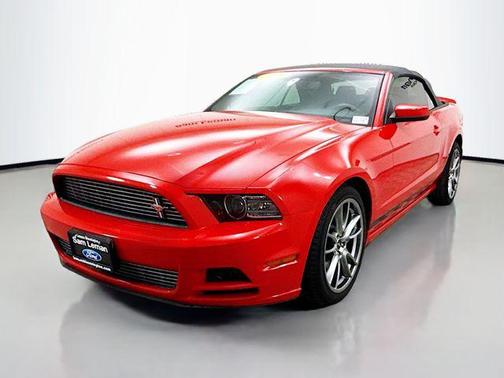 2013 Ford Mustang V6 Premium
