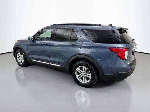 Blue Metallic 2021 Ford Explorer XLT
