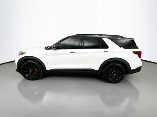 White Metallic 2023 Ford Explorer ST