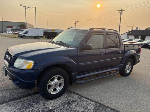 2004 Ford Explorer Sport Trac XLT