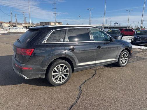 2019 Audi Q7 55 Prestige