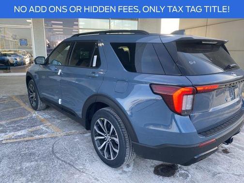 2026 Ford Explorer ST-Line