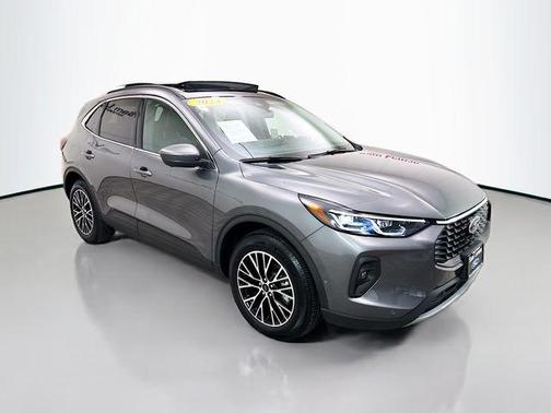 2024 Ford Escape PHEV SE