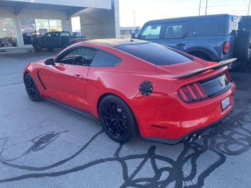2020 Ford Shelby GT350 Base