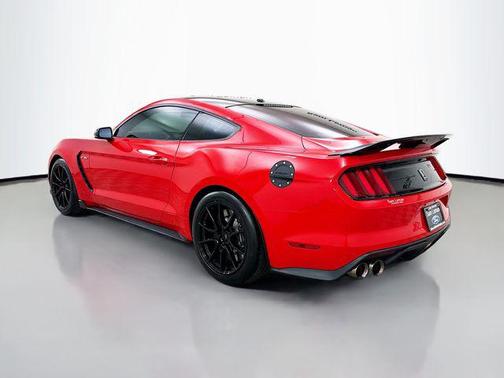 2020 Ford Shelby GT350 Base