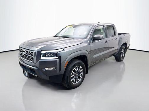 2024 Nissan Frontier SL