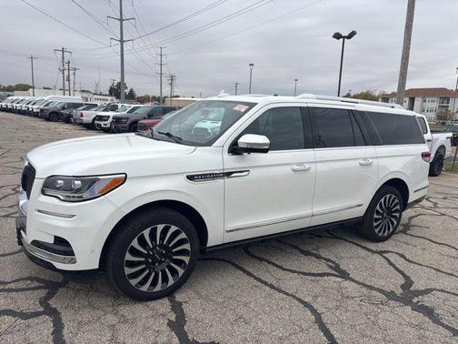 2023 Lincoln Navigator Black Label