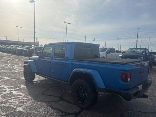 2025 Jeep Gladiator Nighthawk