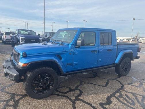 2025 Jeep Gladiator Nighthawk