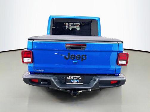 2025 Jeep Gladiator Nighthawk