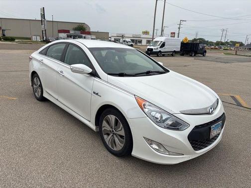 2013 Hyundai SONATA Hybrid Limited