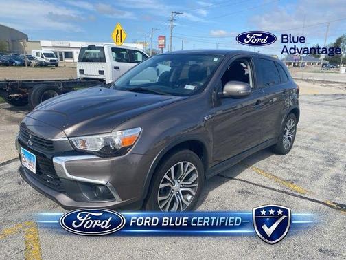 Cool Silver Metallic 2017 Mitsubishi Outlander Sport 2.0 LE
