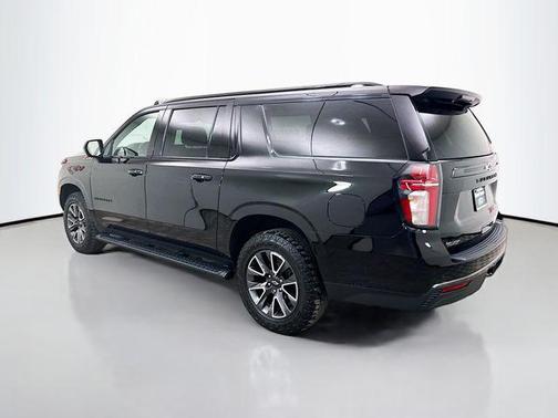 Black 2021 Chevrolet Suburban 4WD Z71