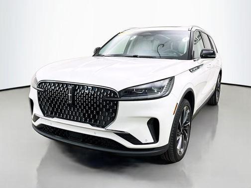 White Metallic 2025 Lincoln Aviator Reserve AWD