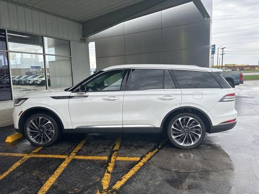 2025 Lincoln Aviator Reserve AWD