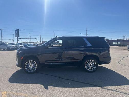 2022 Cadillac Escalade Premium Luxury