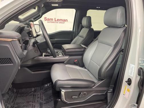 2023 Ford F-150 Lightning LARIAT