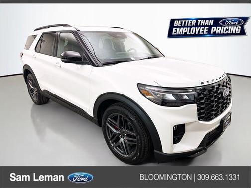 Star White Metallic Tri-Coat 2026 Ford Explorer ST