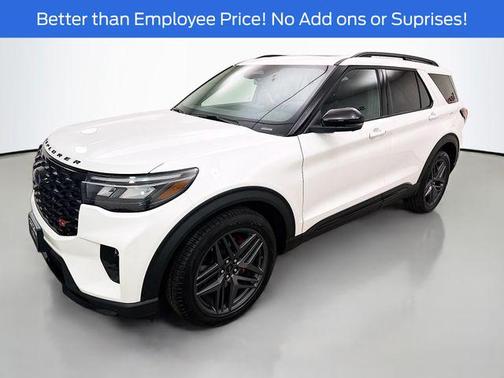 Star White Metallic Tri-Coat 2026 Ford Explorer ST