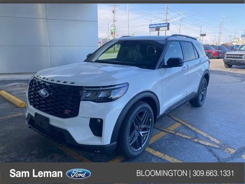 Star White Metallic Tri-Coat 2026 Ford Explorer ST