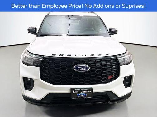 Star White Metallic Tri-Coat 2026 Ford Explorer ST