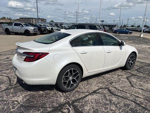 2017 Buick Regal Turbo Sport Touring