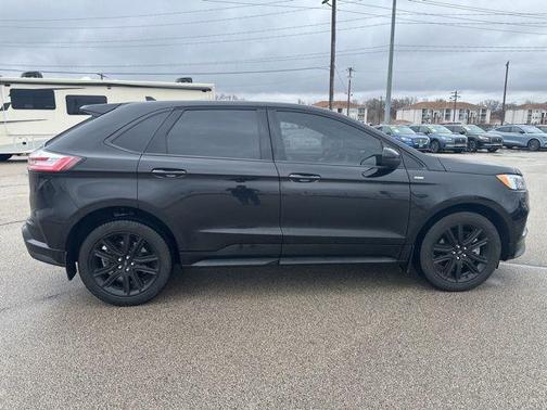 2024 Ford Edge ST Line
