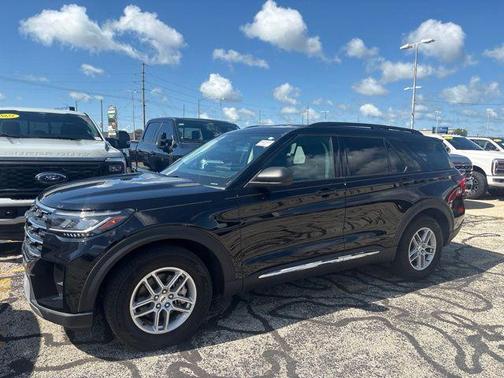 Black Metallic 2025 Ford Explorer Active