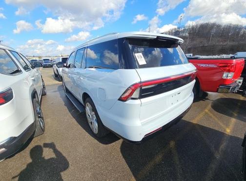 2025 Lincoln Navigator Reserve