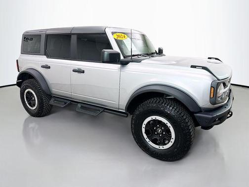 Silver Metallic 2024 Ford Bronco Badlands